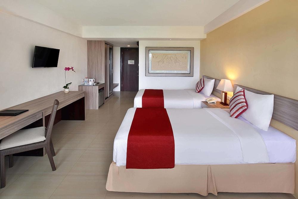 Swiss-Belhotel Segara Resort & Spa Нуса Дуа Екстериор снимка
